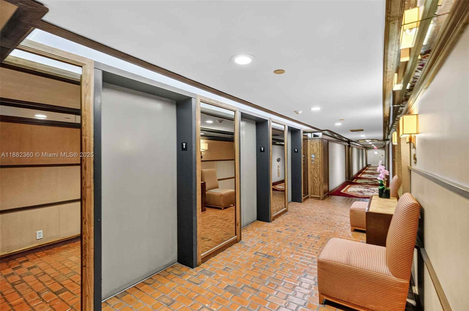 TOWERS OF QUAYSIDE CONDO - Residential Lease