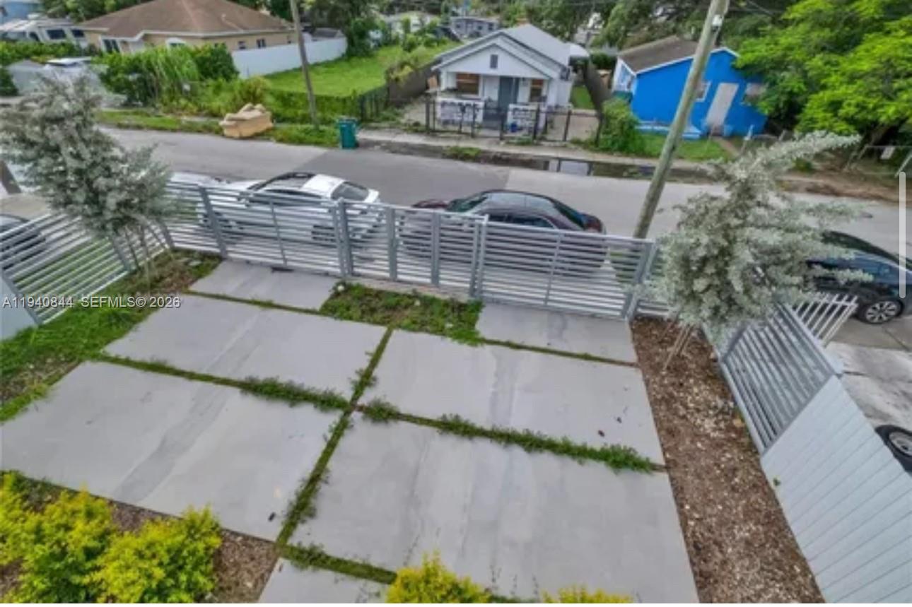 LIBERTY CITY - Residential Lease