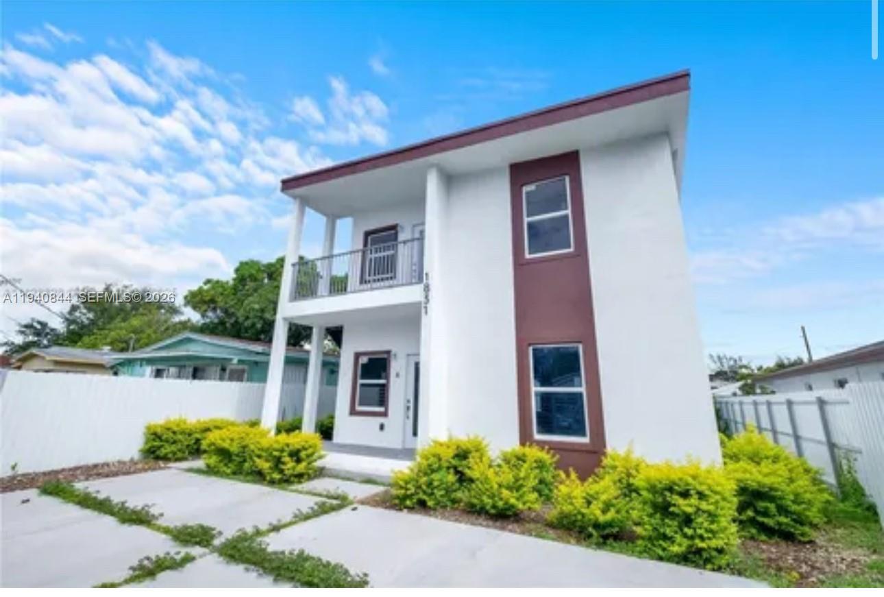 LIBERTY CITY - Residential Lease