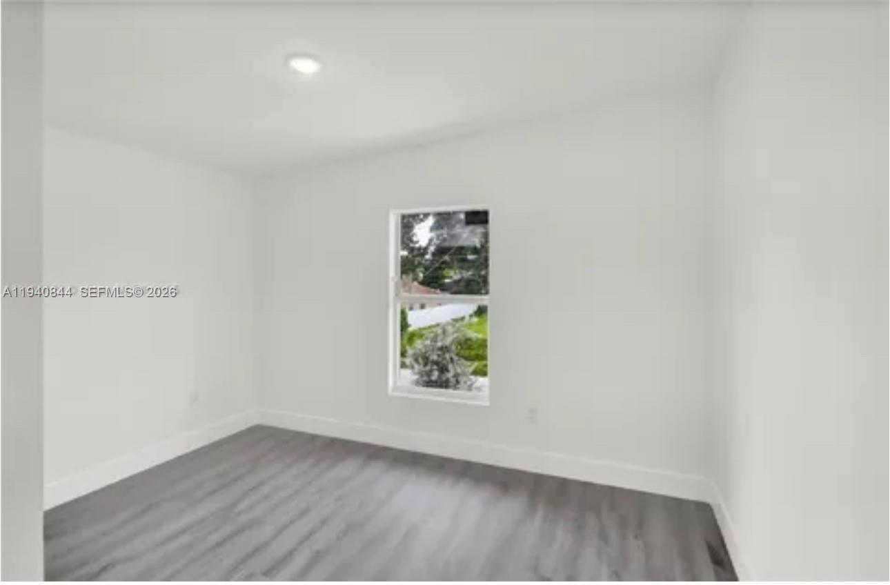 LIBERTY CITY - Residential Lease