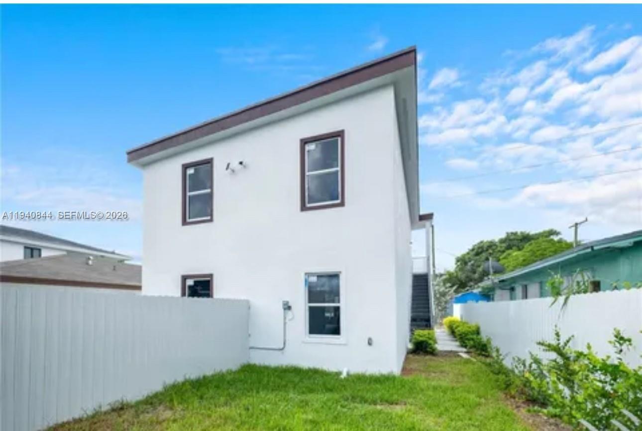 LIBERTY CITY - Residential Lease