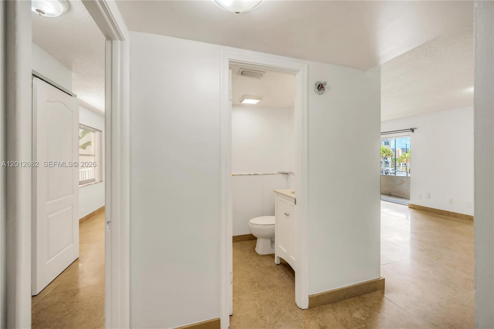 KINGS CREEK SO CONDO - Residential Lease