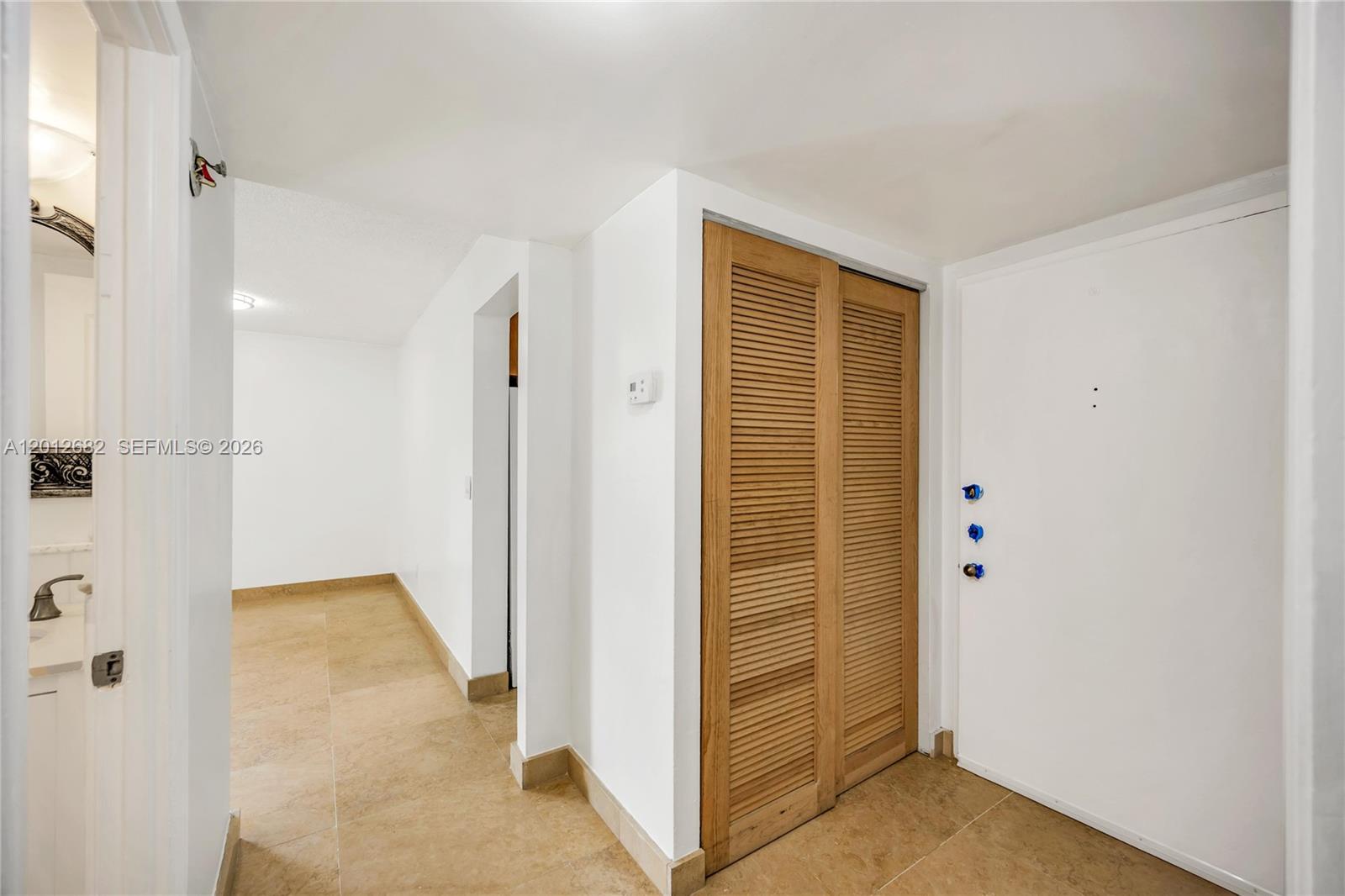 KINGS CREEK SO CONDO - Residential Lease