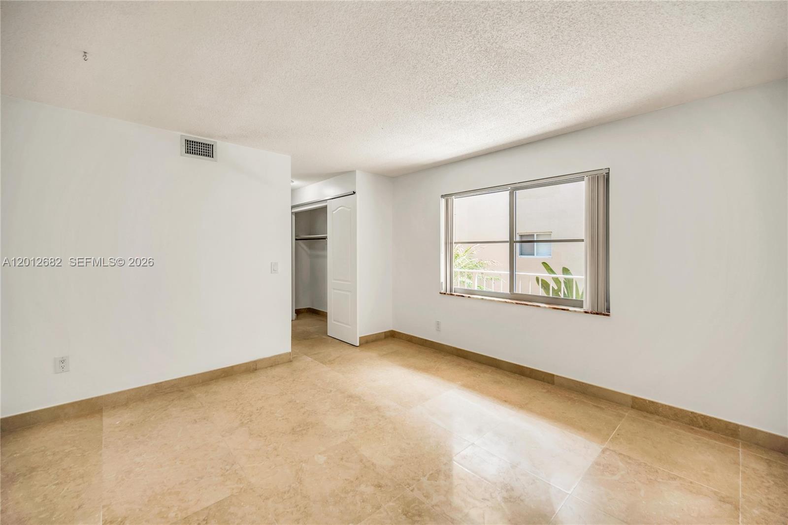 KINGS CREEK SO CONDO - Residential Lease