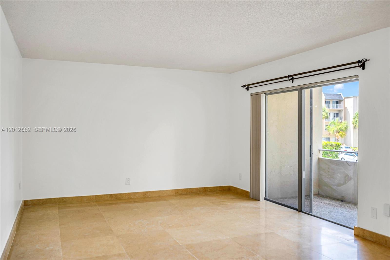 KINGS CREEK SO CONDO - Residential Lease