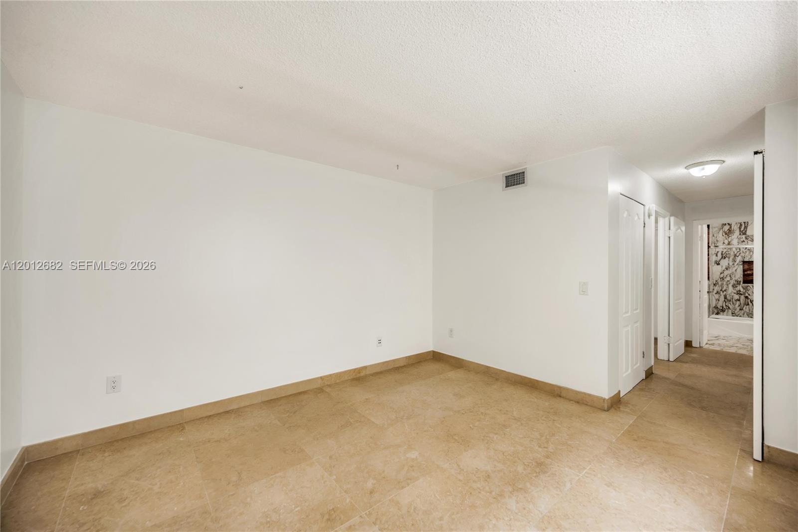 KINGS CREEK SO CONDO - Residential Lease