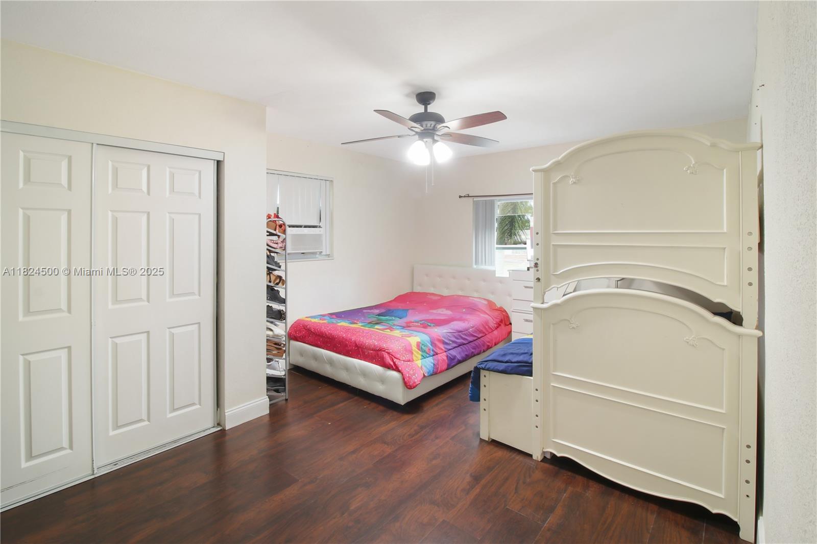 LINWOOD GARDENS - Residential