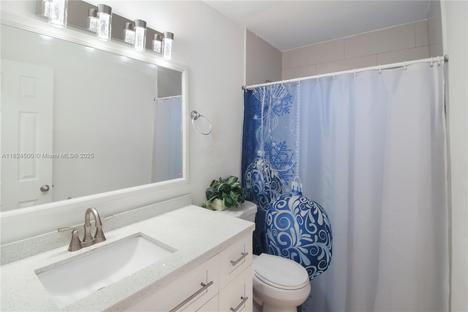 LINWOOD GARDENS - Residential