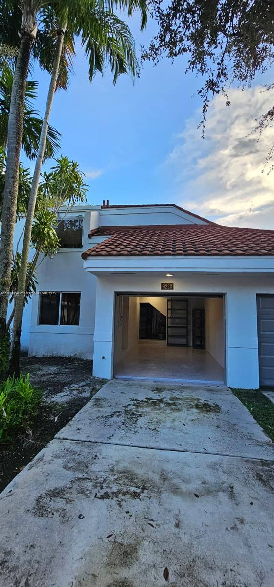 PARC COURT CONDO - Residential Lease