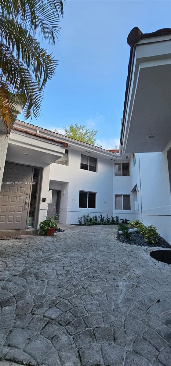 PARC COURT CONDO - Residential Lease