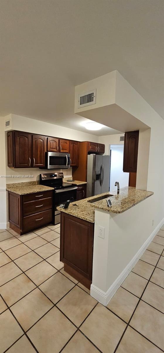 PARC COURT CONDO - Residential Lease