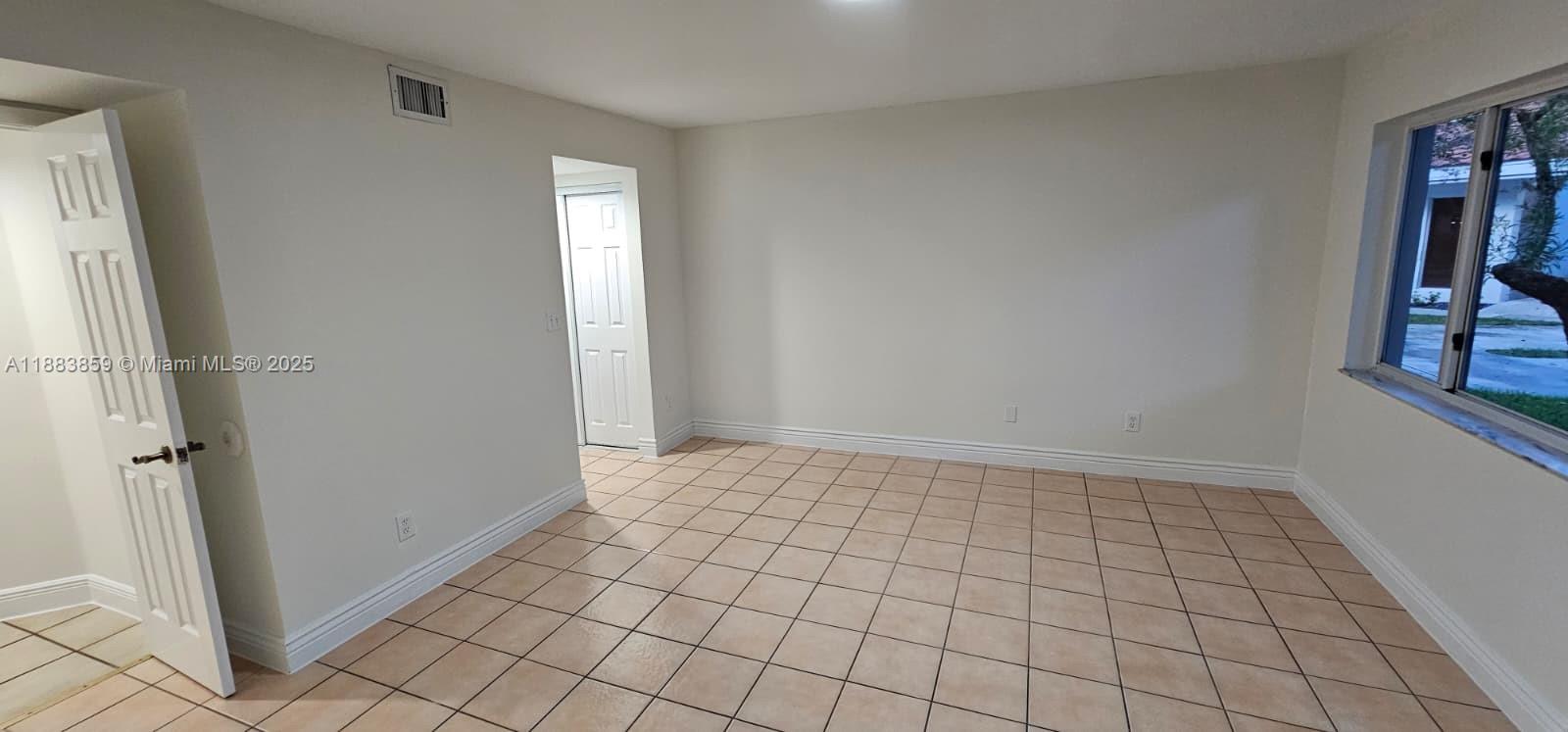 PARC COURT CONDO - Residential Lease