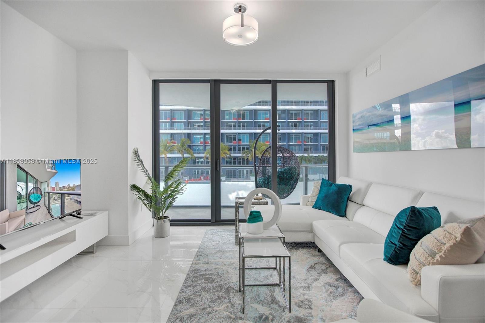 1300 S MIAMI AVENUE CONDO - Residential