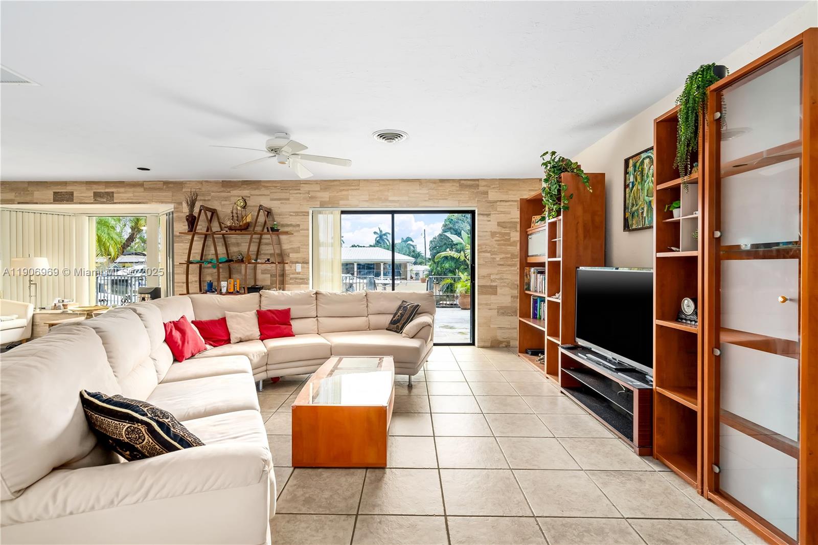 HARBOR VILLAGE SEC I - Residential Lease