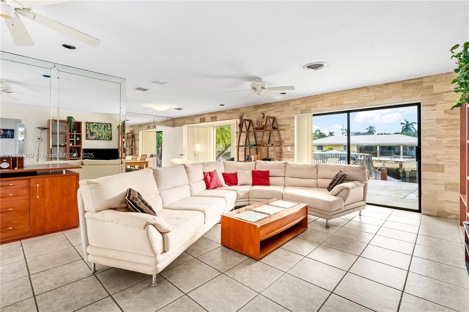 HARBOR VILLAGE SEC I - Residential Lease