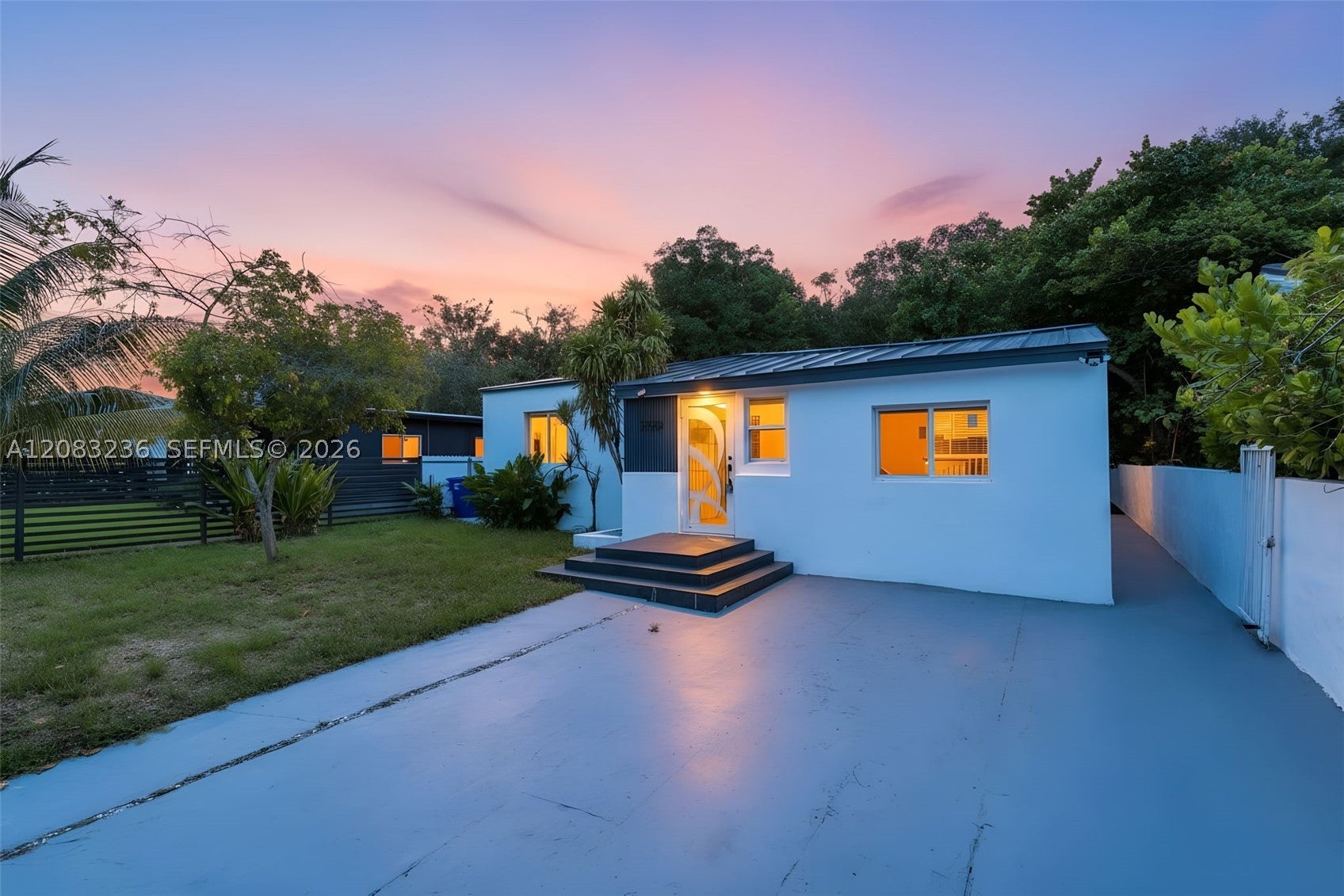 250 NW 45th St 2