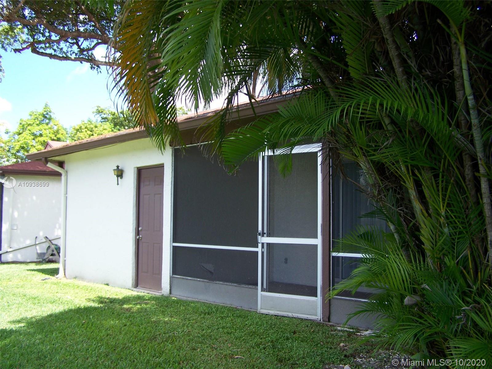 WATERSIDE - Residential