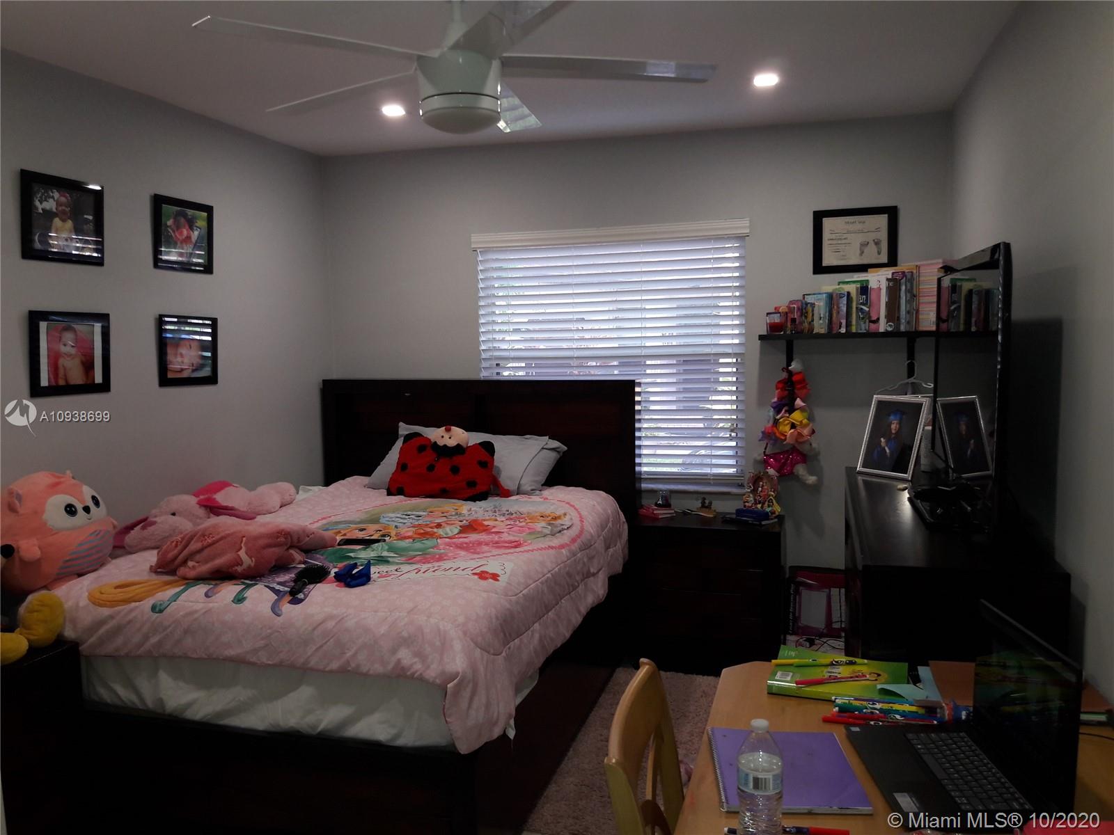 WATERSIDE - Residential