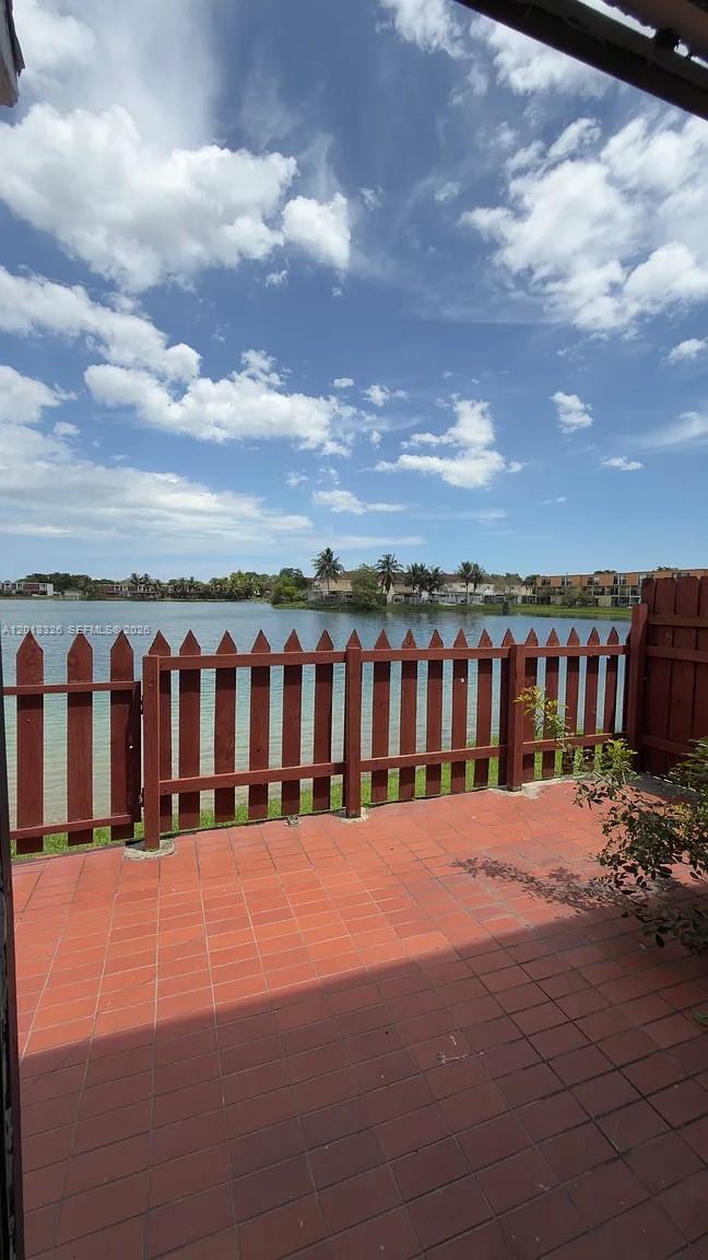 LAGUNA CONDO - Residential Lease