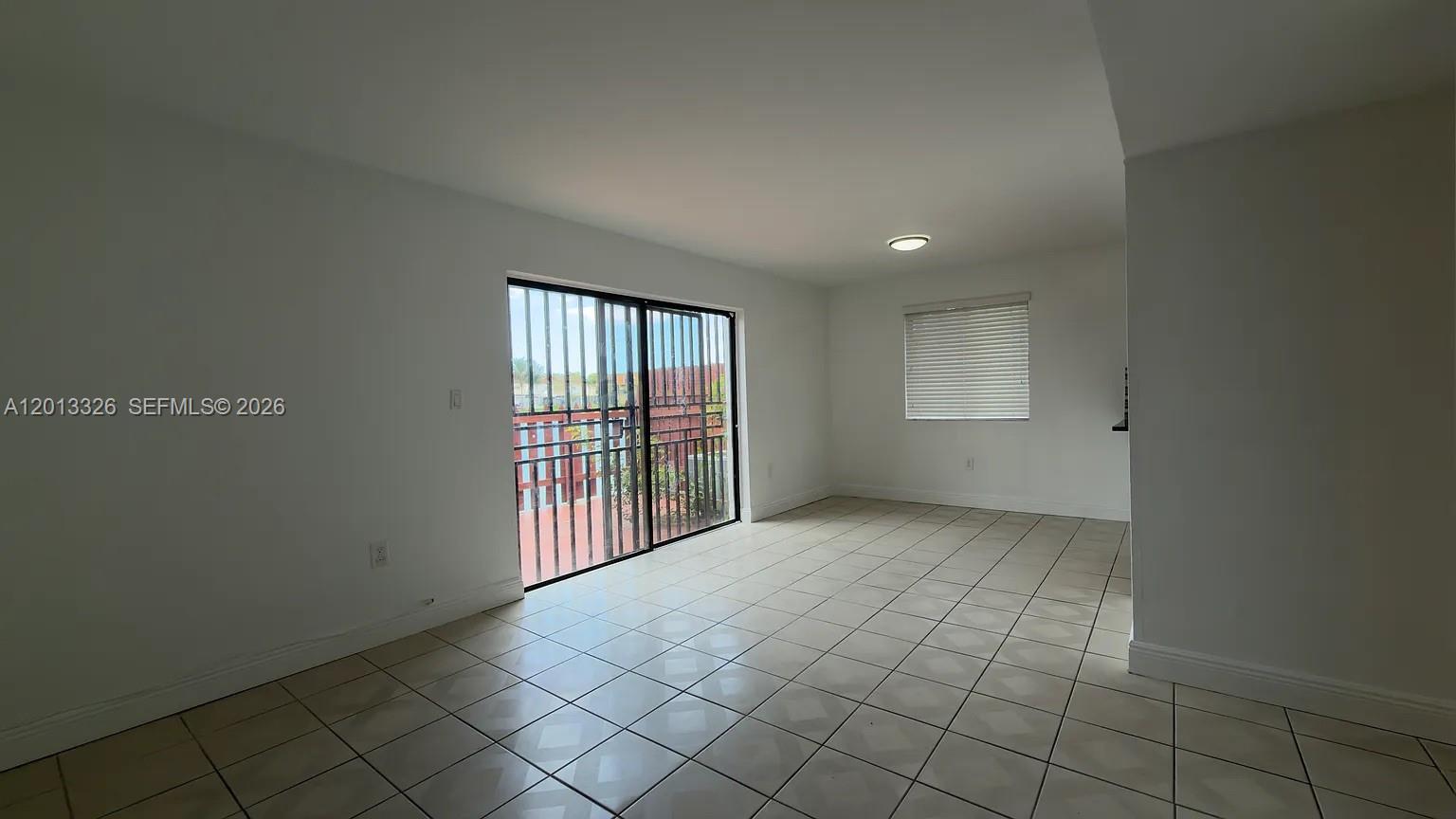 LAGUNA CONDO - Residential Lease