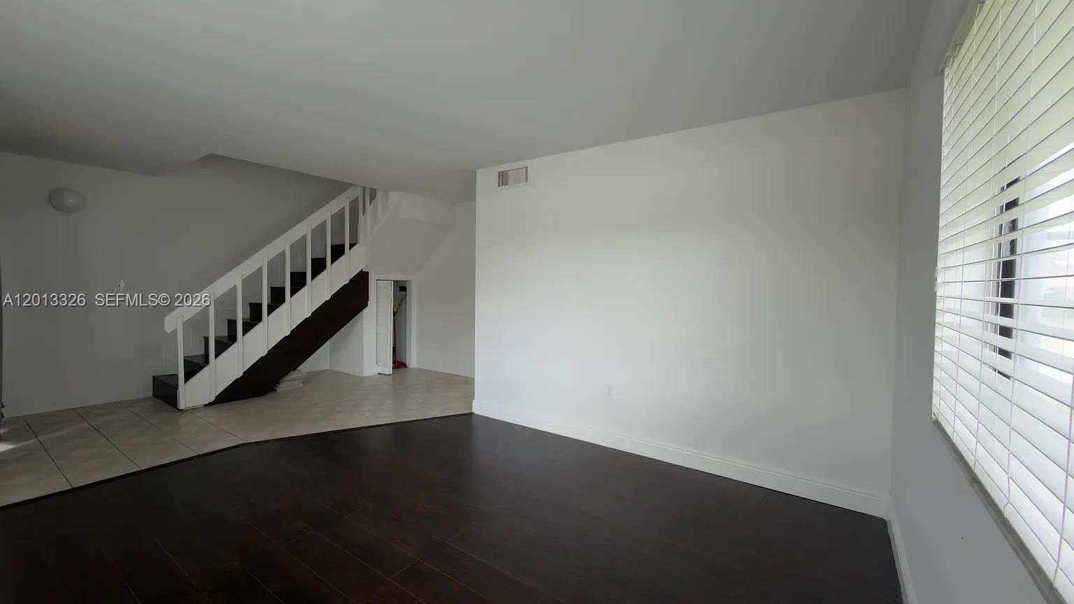 LAGUNA CONDO - Residential Lease