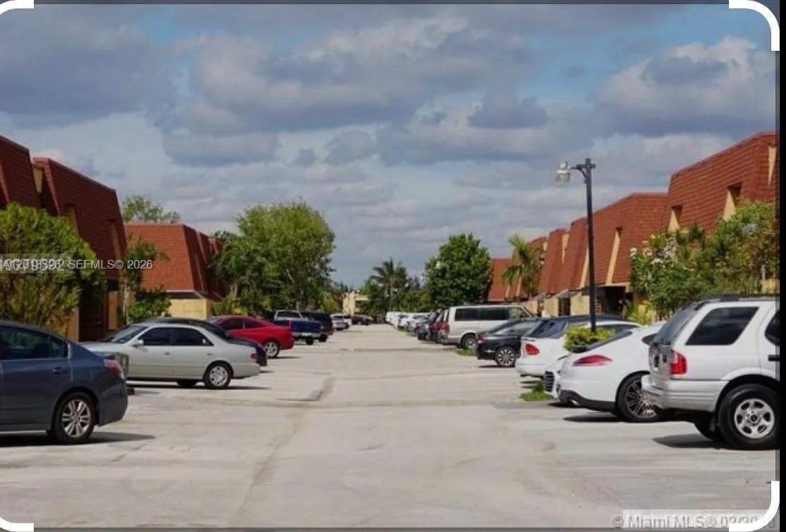 LAGUNA CONDO - Residential Lease