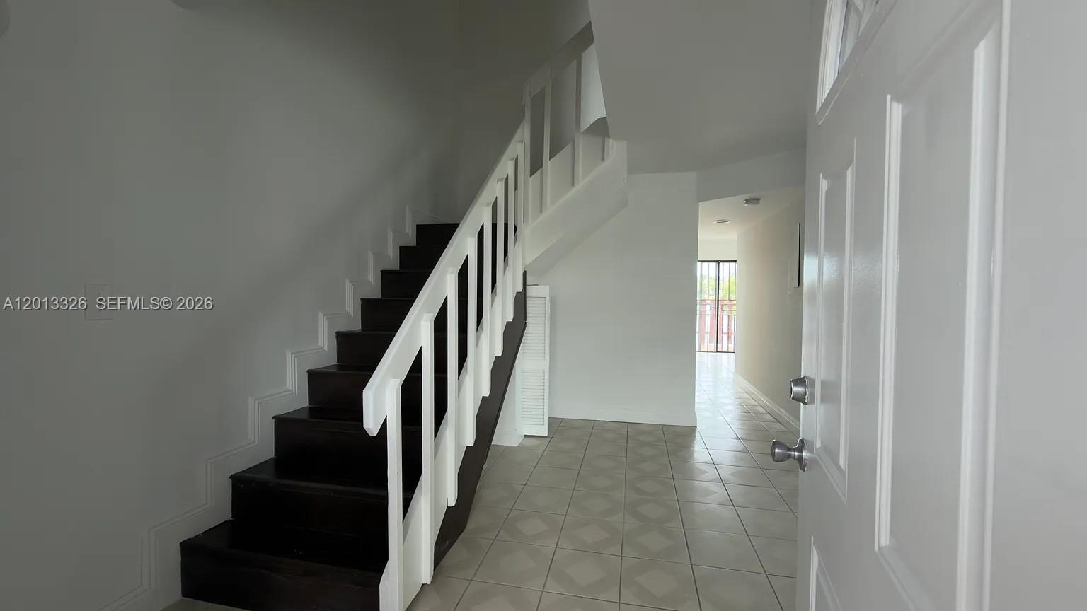 LAGUNA CONDO - Residential Lease