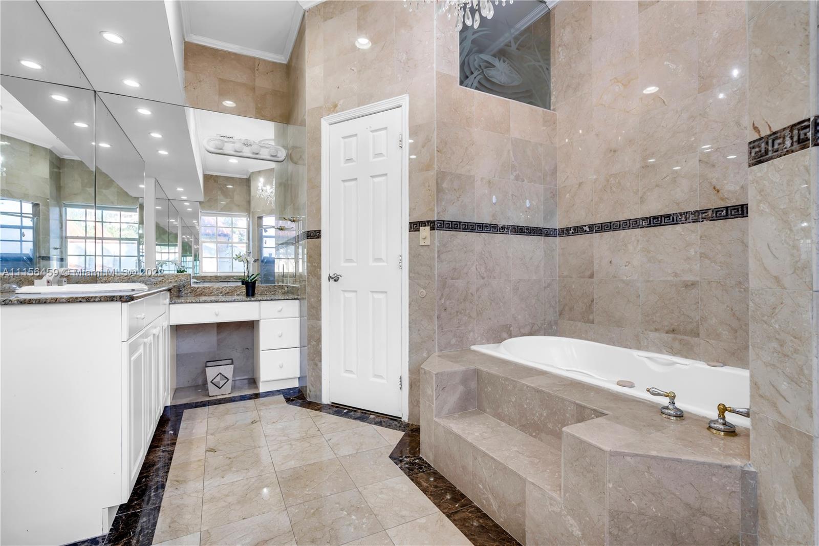 KINGS BAY SUB - Residential