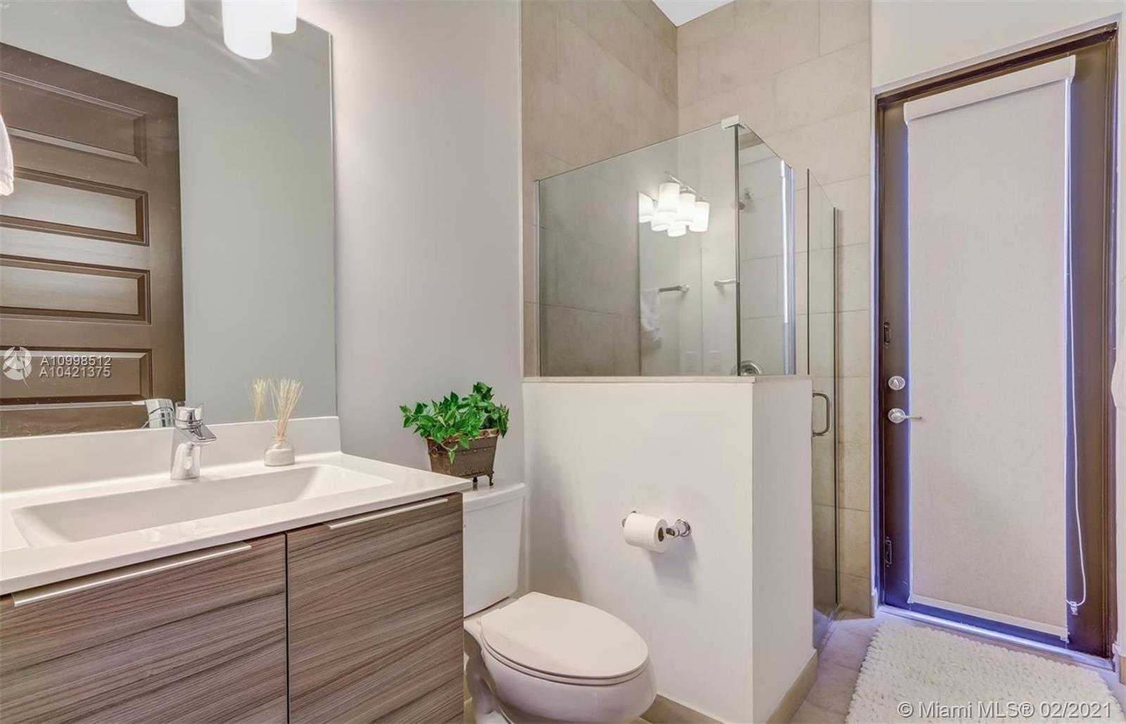 CRESTVIEW WEST - Residential