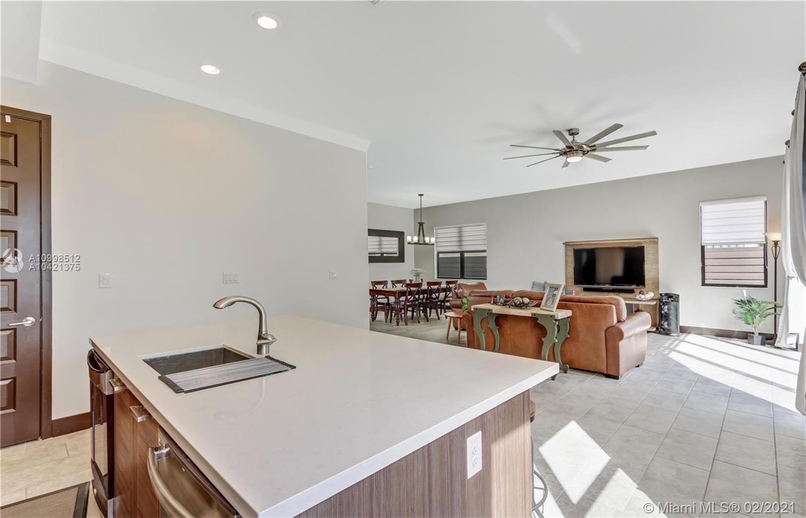 CRESTVIEW WEST - Residential