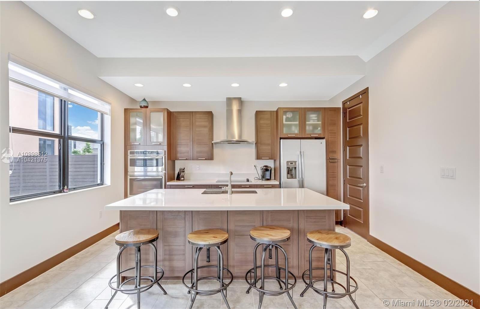 CRESTVIEW WEST - Residential