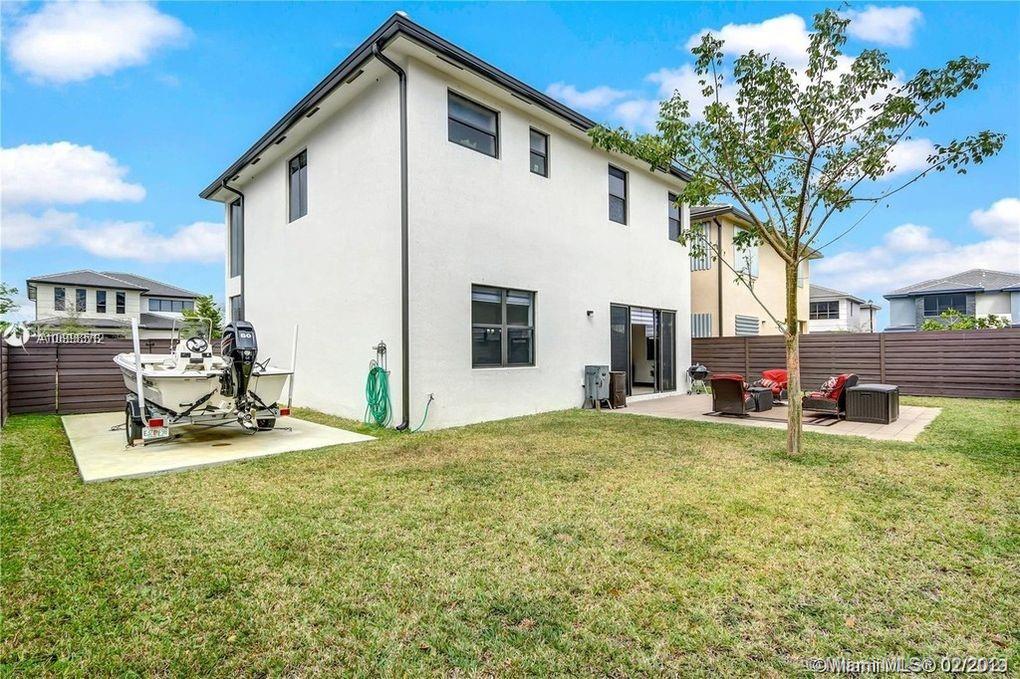 CRESTVIEW WEST - Residential