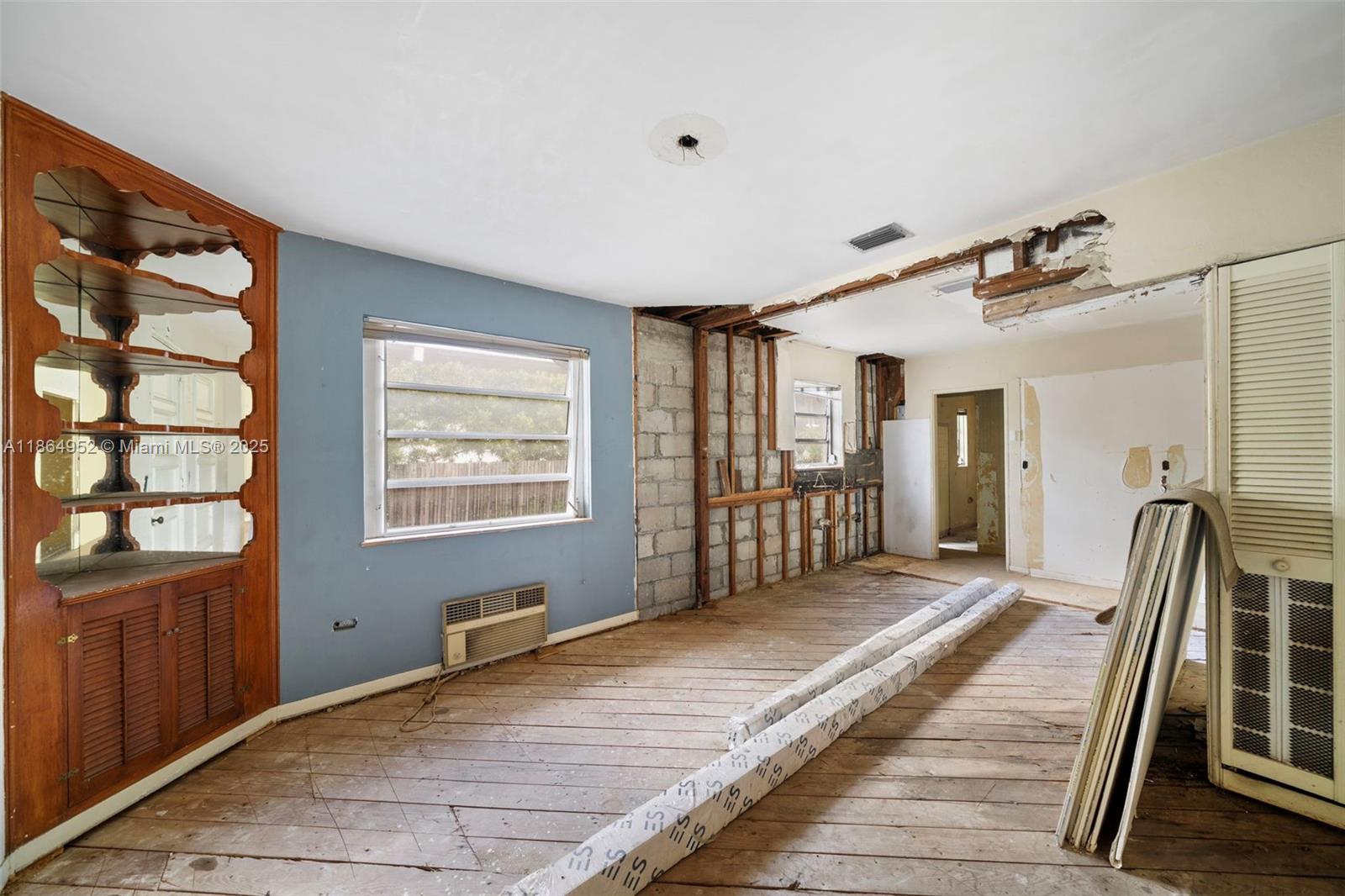 BAYSHORE UNIT NO 3 - Residential