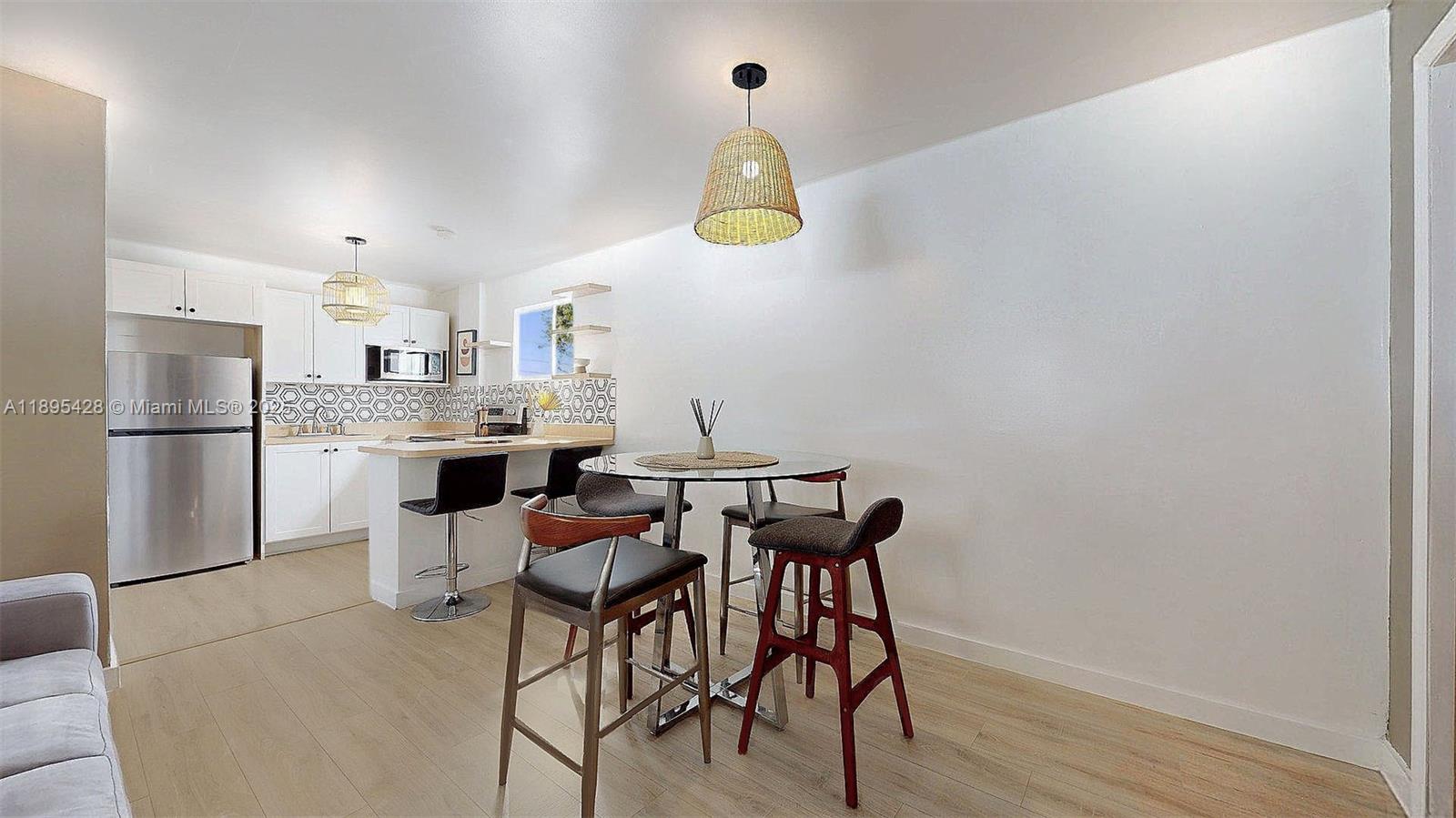 OAKLAWN SUB - Residential Lease