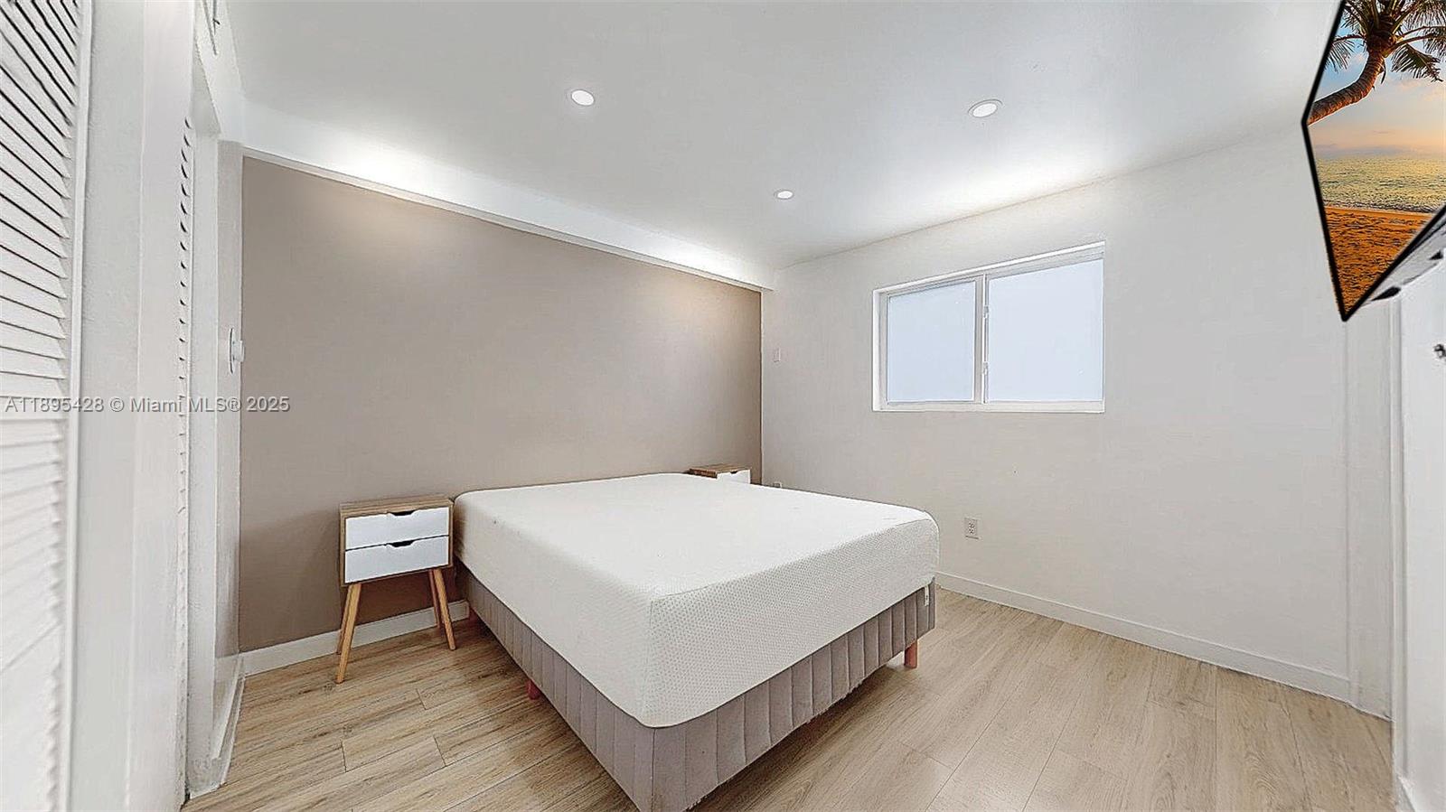 OAKLAWN SUB - Residential Lease