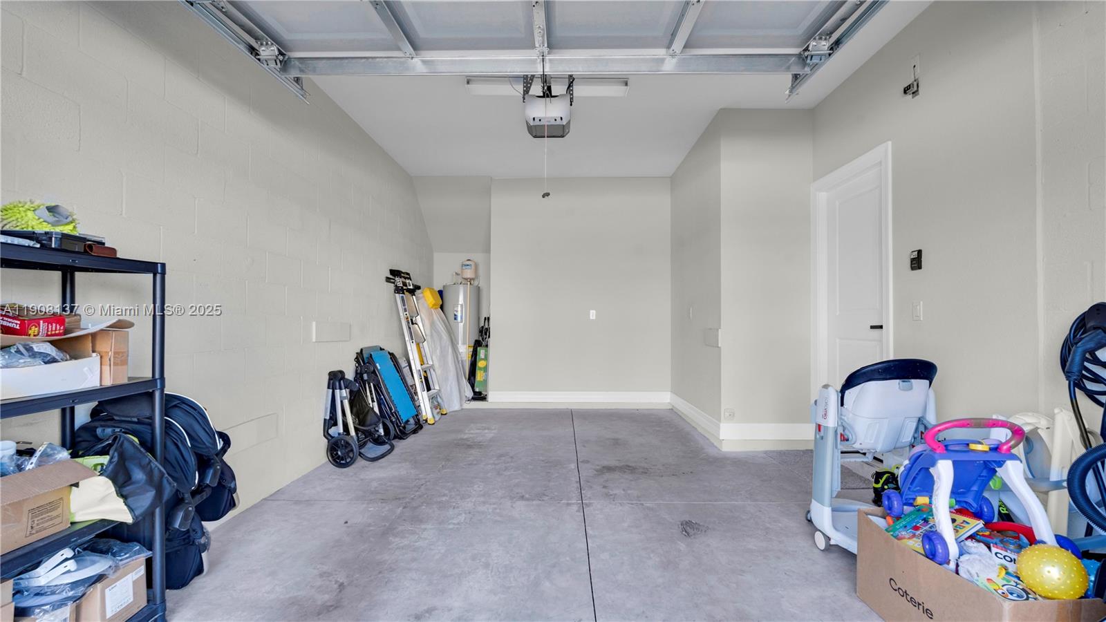 SOMERSET PLAZA - Residential