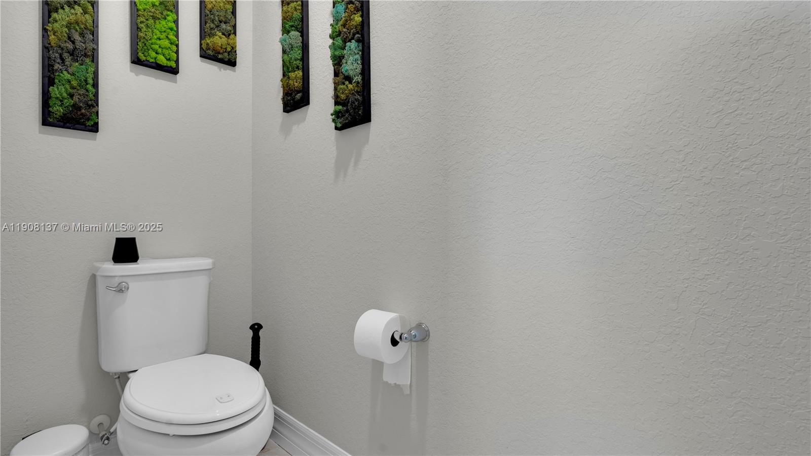 SOMERSET PLAZA - Residential