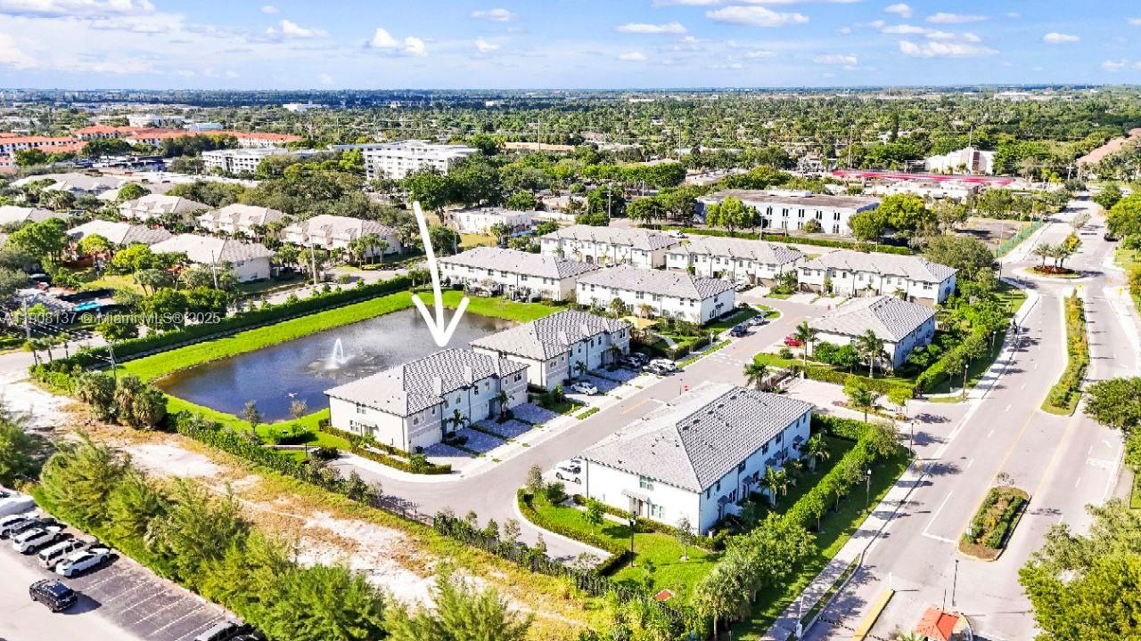 SOMERSET PLAZA - Residential