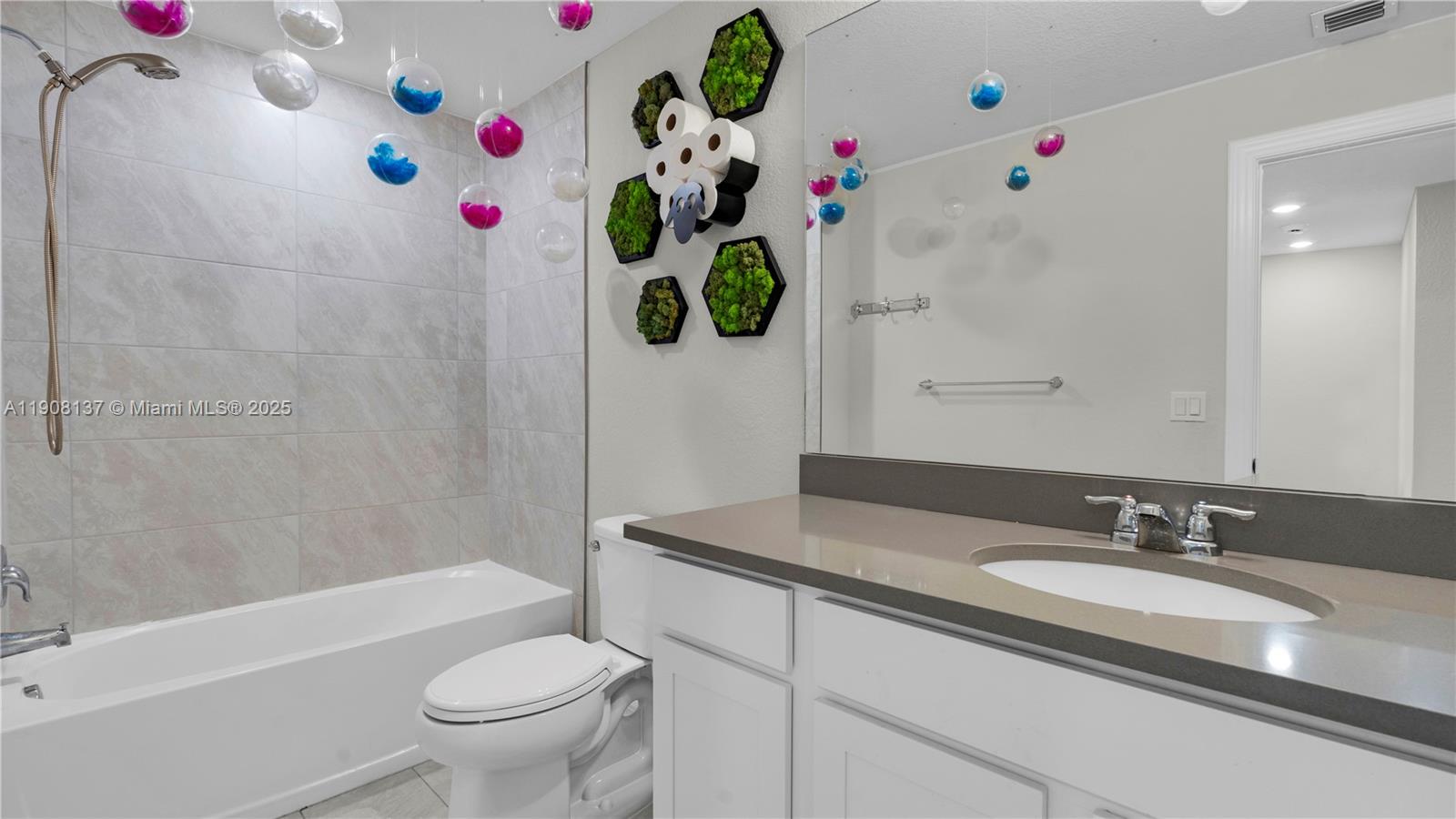 SOMERSET PLAZA - Residential