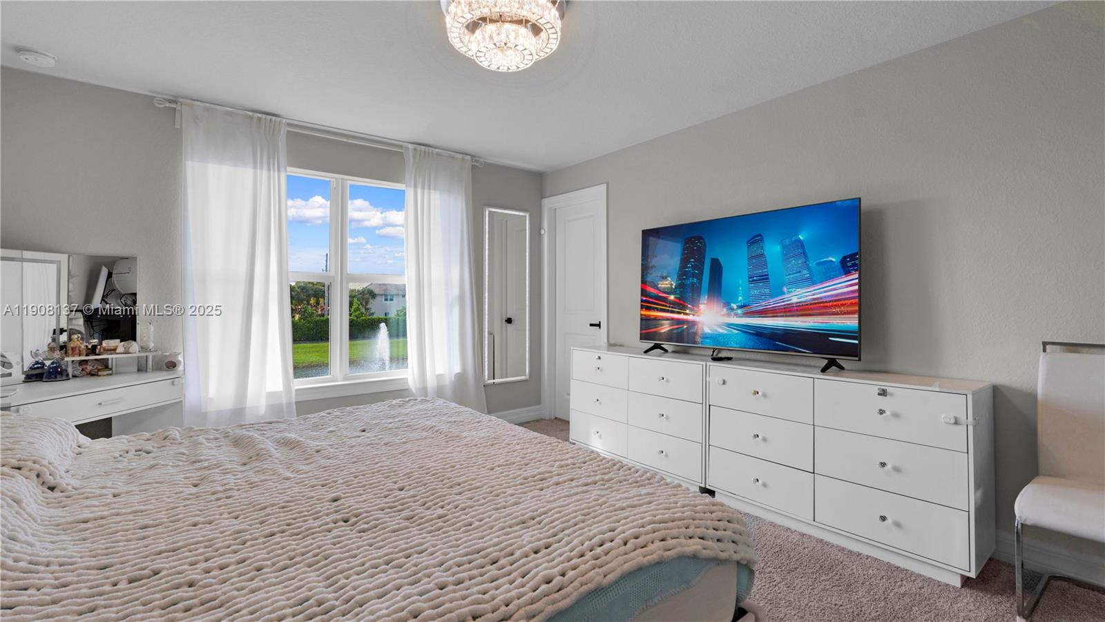 SOMERSET PLAZA - Residential