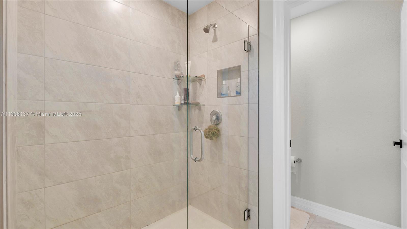 SOMERSET PLAZA - Residential