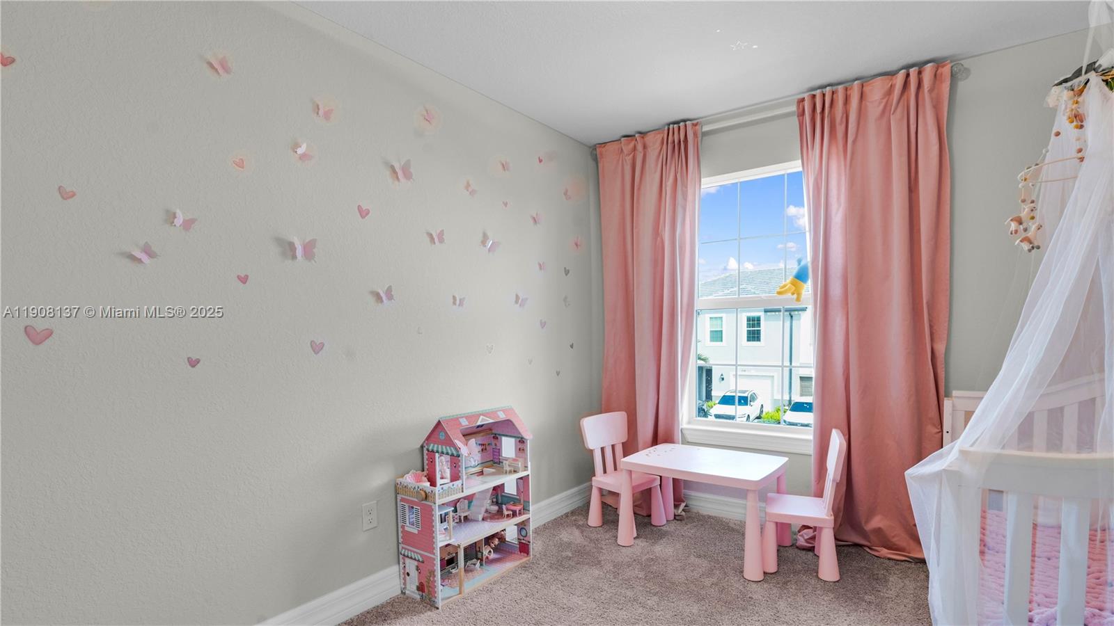 SOMERSET PLAZA - Residential