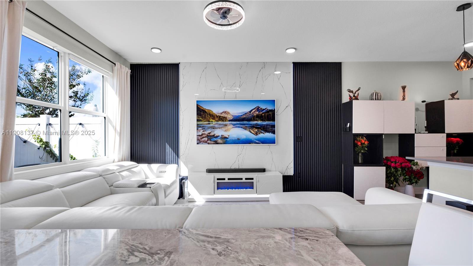 SOMERSET PLAZA - Residential