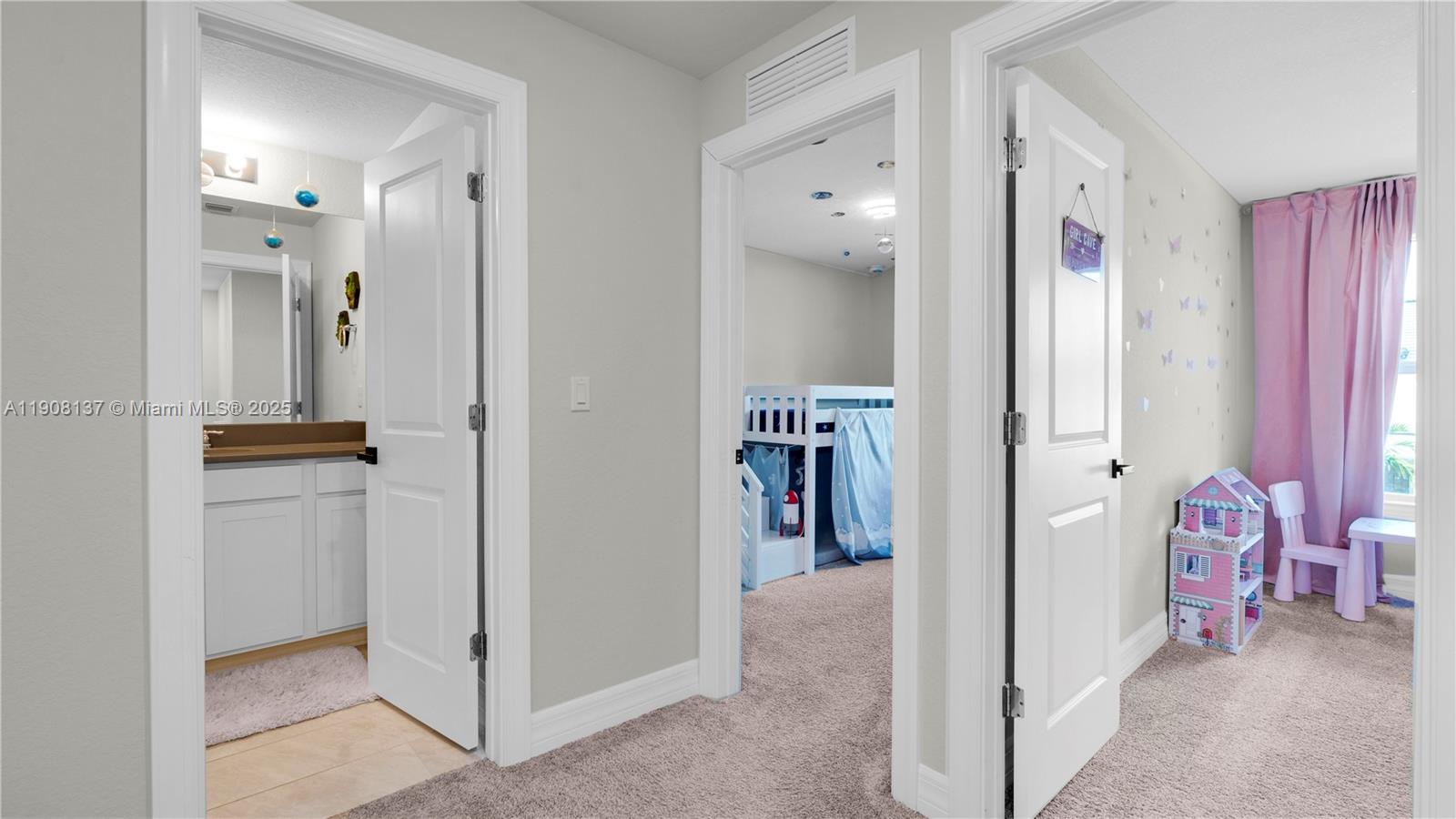 SOMERSET PLAZA - Residential