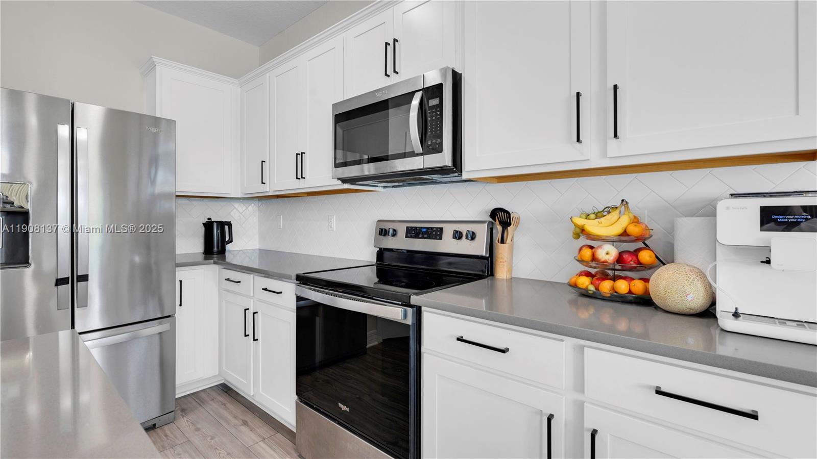 SOMERSET PLAZA - Residential