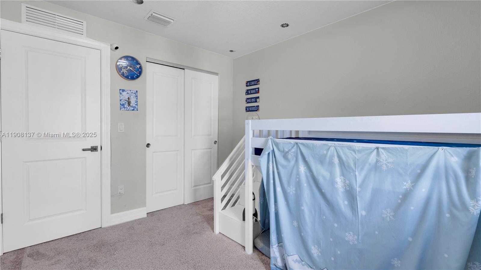 SOMERSET PLAZA - Residential