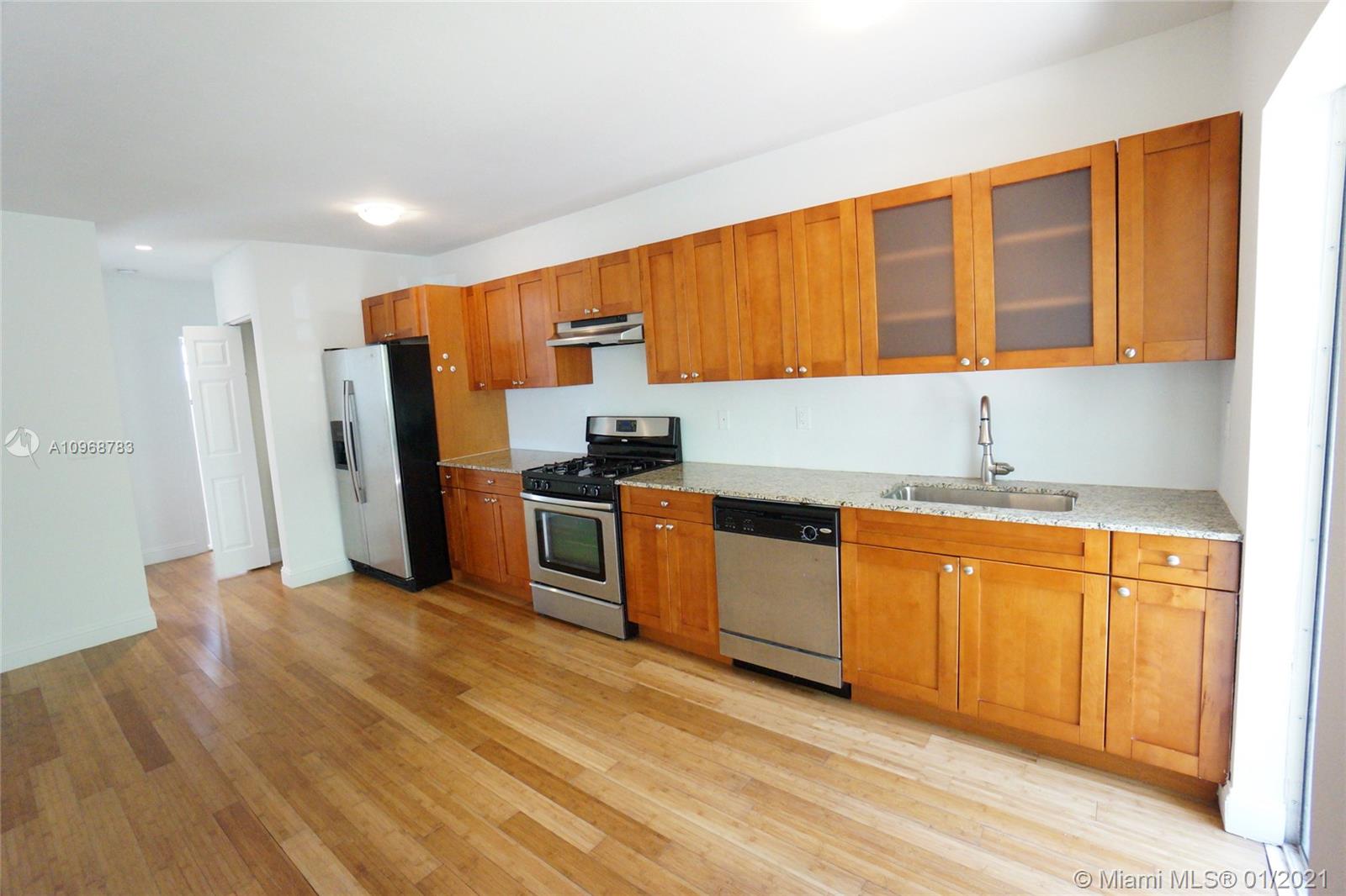 TATUM WATERWAY SUB - Residential Lease