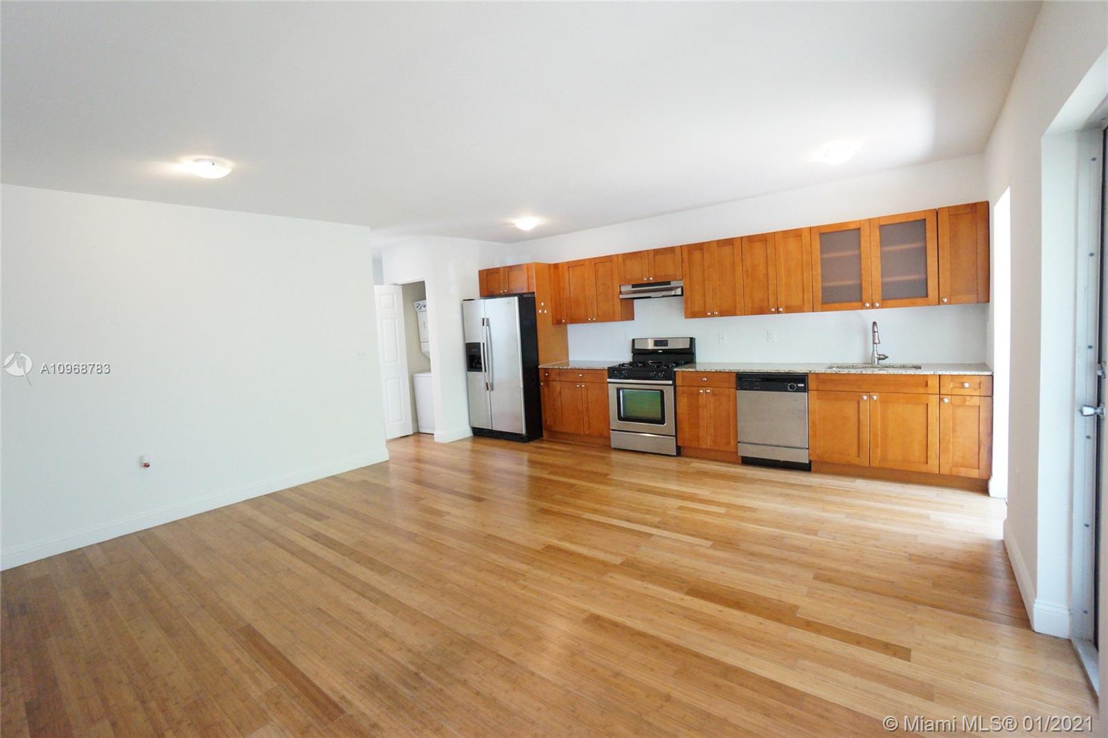 TATUM WATERWAY SUB - Residential Lease