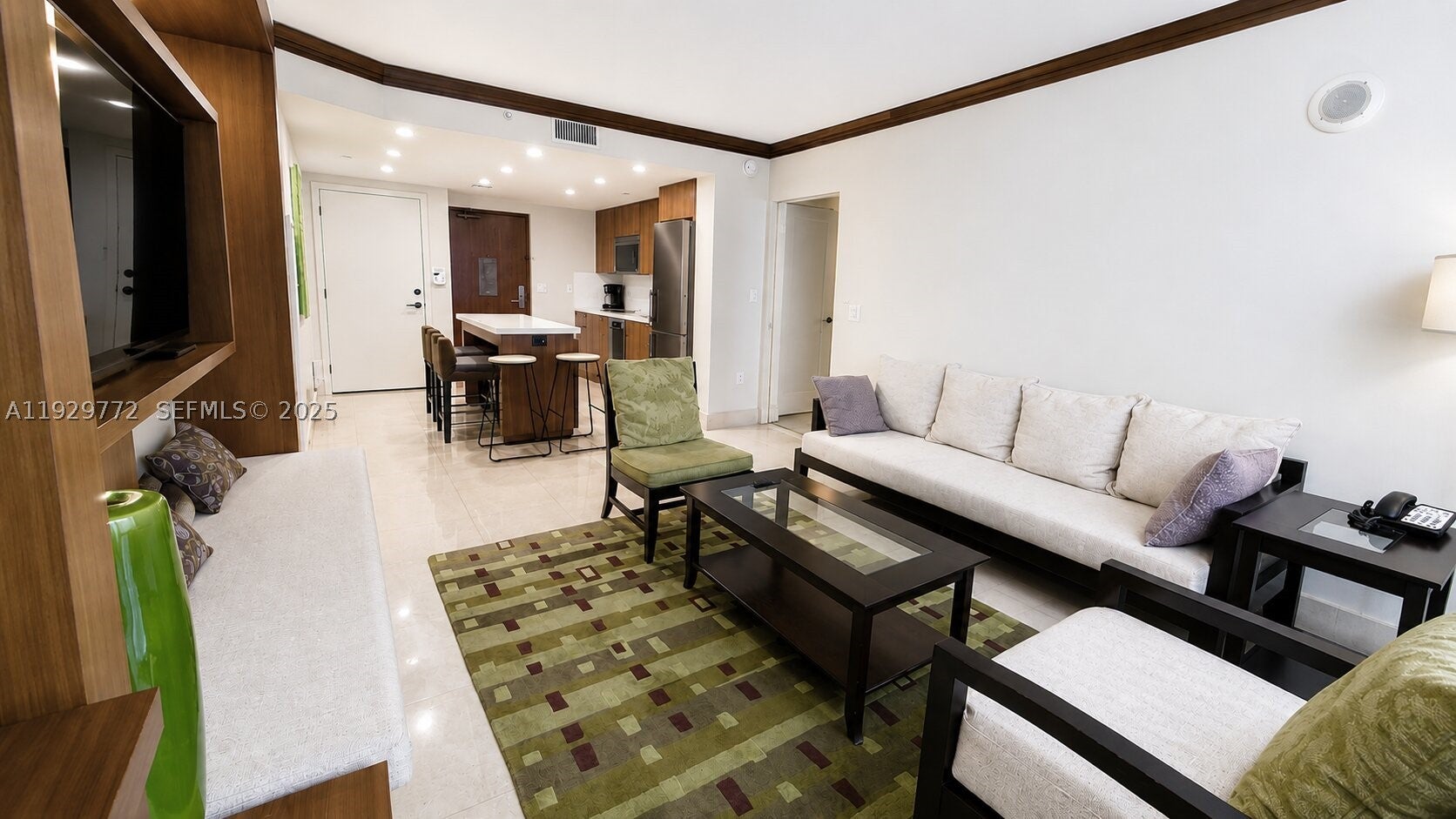 6801 Collins Ave 309