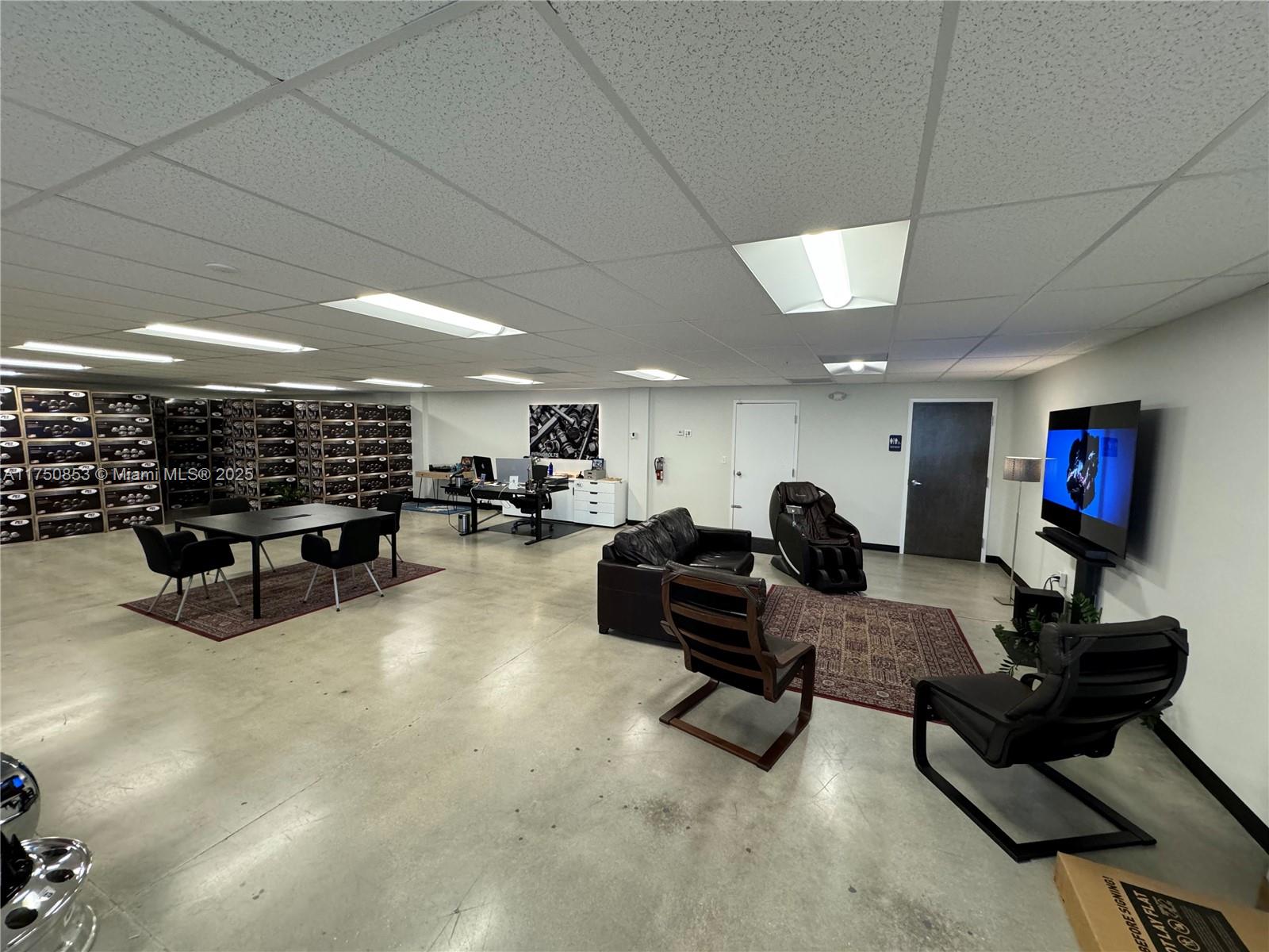 8565 W 44th Ave 102
